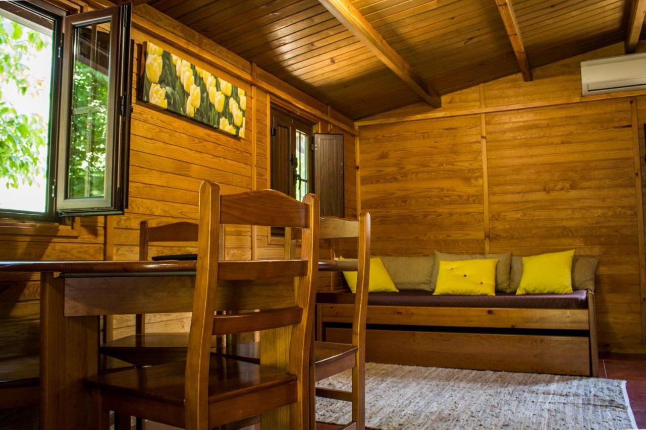 Xisto Camping Janeiro de Baixo Eksteriør bilde