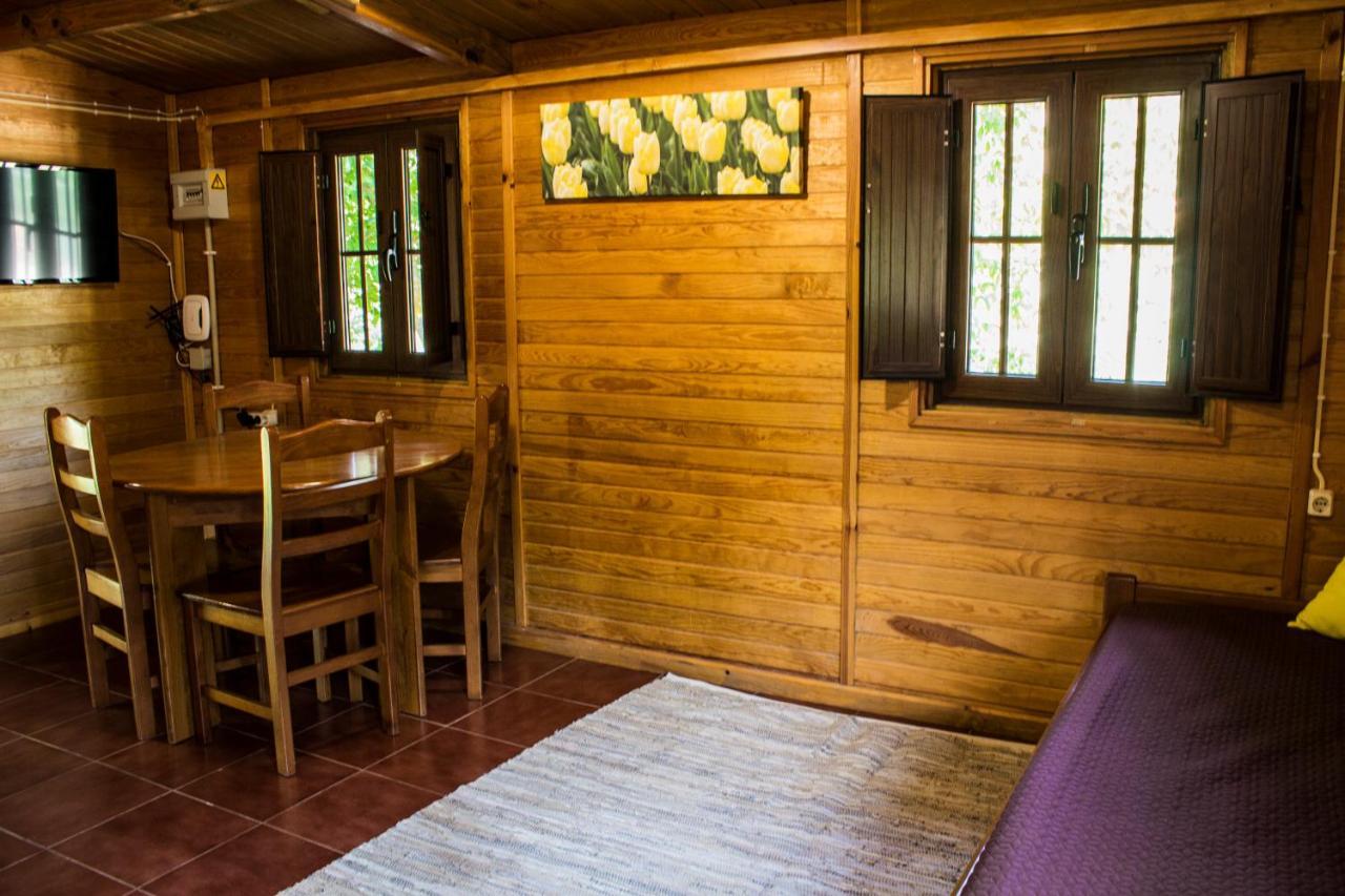 Xisto Camping Janeiro de Baixo Eksteriør bilde