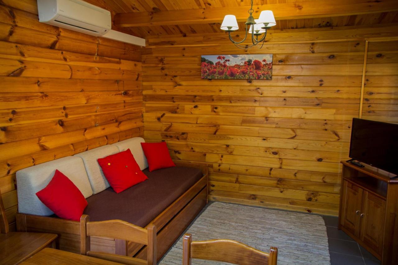 Xisto Camping Janeiro de Baixo Eksteriør bilde