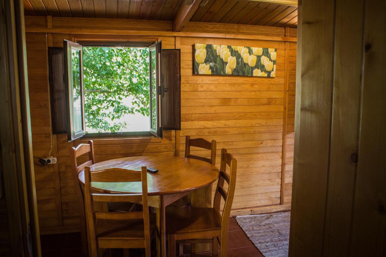 Xisto Camping Janeiro de Baixo Eksteriør bilde