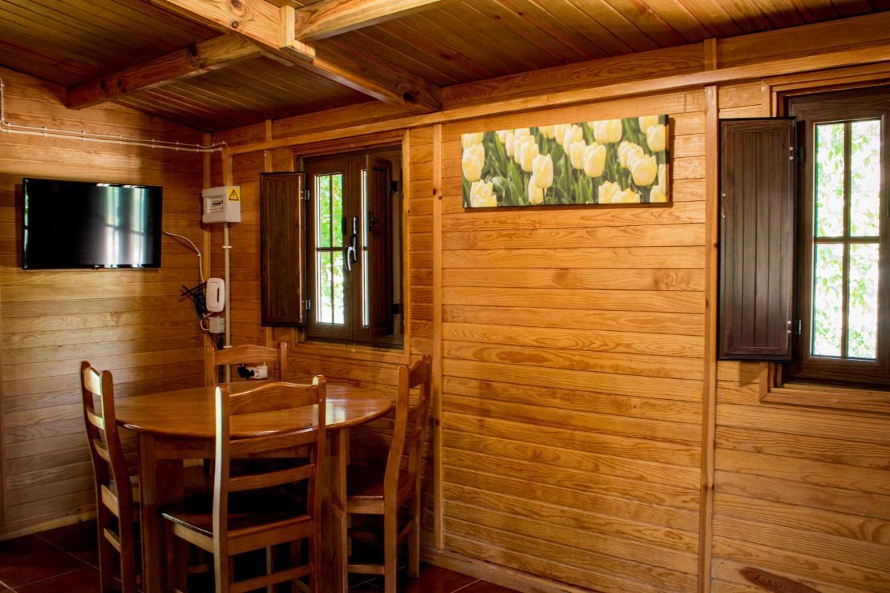 Xisto Camping Janeiro de Baixo Eksteriør bilde