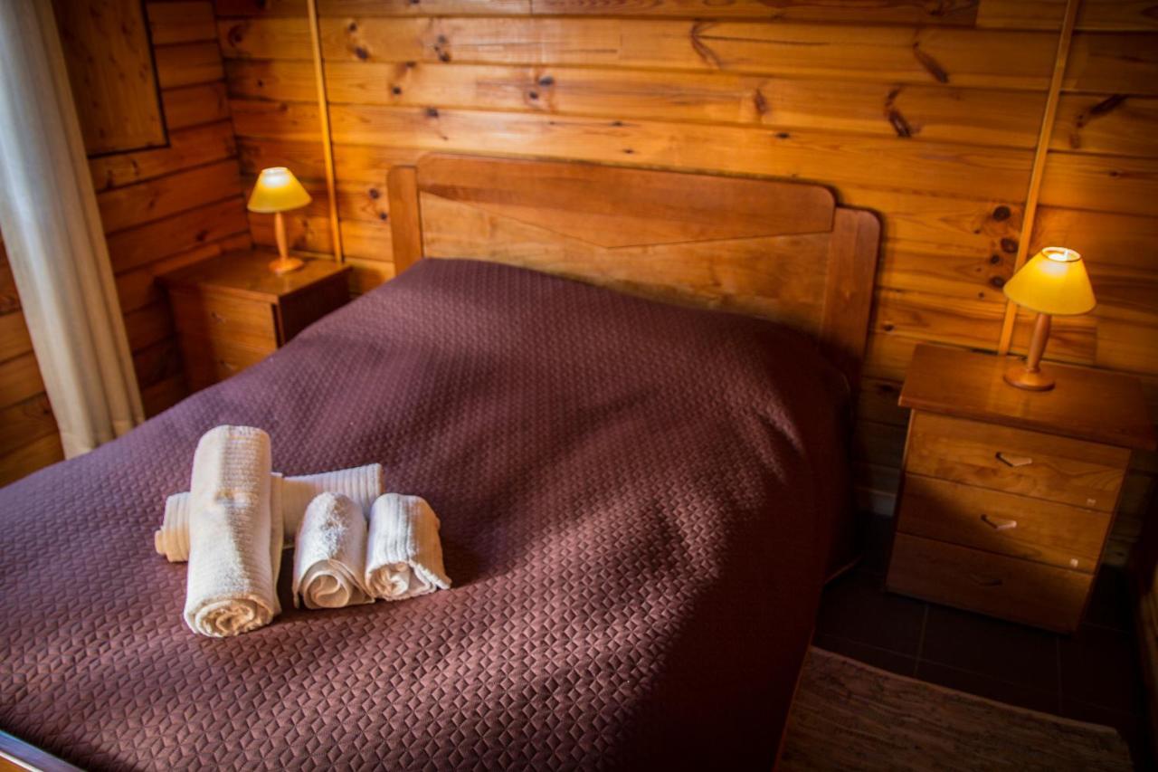 Xisto Camping Janeiro de Baixo Eksteriør bilde