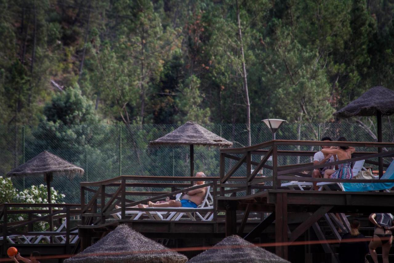 Xisto Camping Janeiro de Baixo Eksteriør bilde