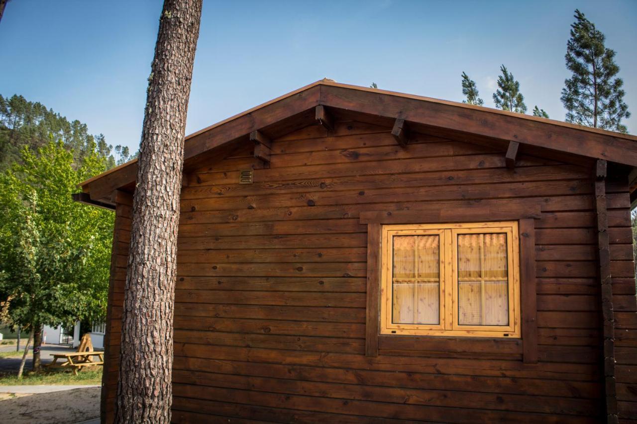 Xisto Camping Janeiro de Baixo Eksteriør bilde